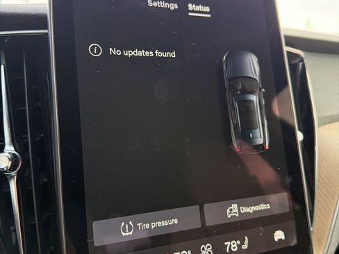 New 2026 Volvo XC60 B5 Plus w/ Protection Package Premier image 35