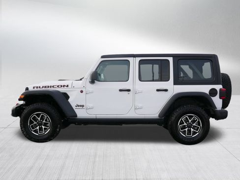 Used 2024 Jeep Wrangler Unlimited Rubicon image 4