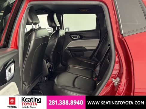 Used 2025 Jeep Compass Limited AWD/4WD image 15
