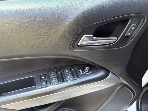 Used 2019 Chevrolet Colorado LT w/ LT Convenience Package AWD/4WD image 12