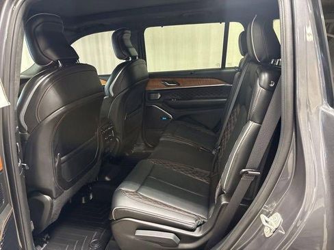 Used 2024 Jeep Grand Cherokee L Summit image 28