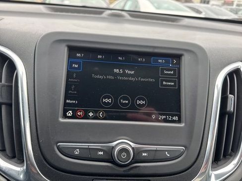 Used 2019 Chevrolet Equinox LS w/ LS Convenience Package AWD/4WD image 16