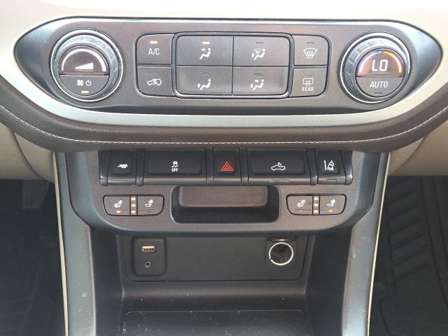 Used 2016 GMC Canyon SLT w/ Driver Alert Package AWD/4WD image 28