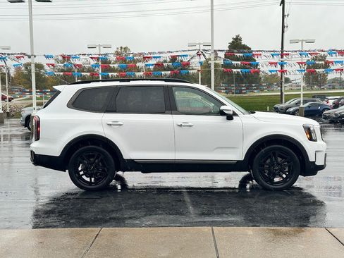 Used 2023 Kia Telluride EX X-Line image 4