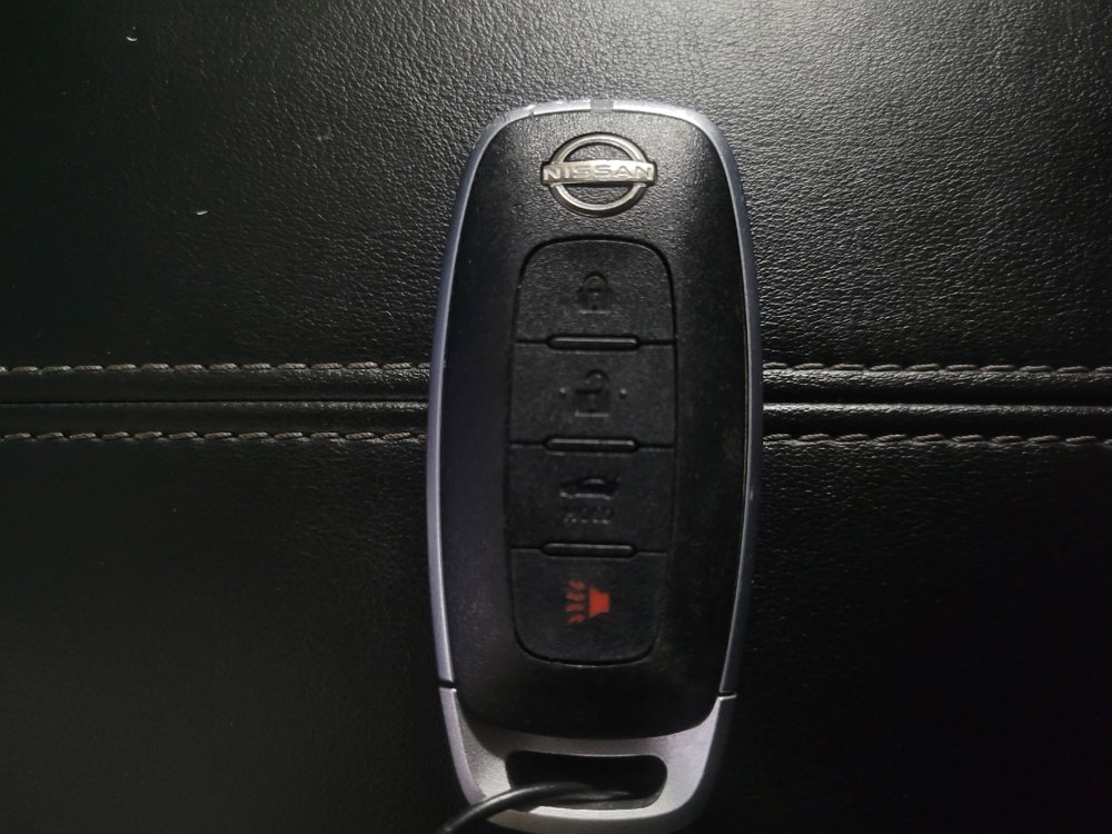 Used 2025 Nissan Sentra SV FWD image 32