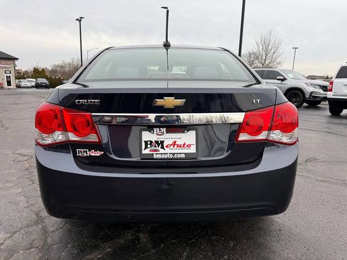 Used 2016 Chevrolet Cruze LT image 6
