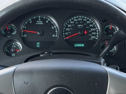 Used 2013 Chevrolet Tahoe LTZ RWD image 17