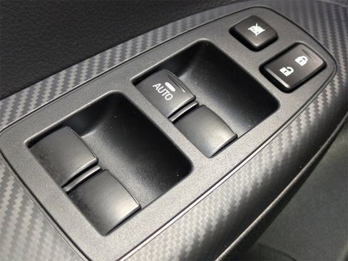 Used 2024 Mitsubishi Eclipse Cross SE image 24