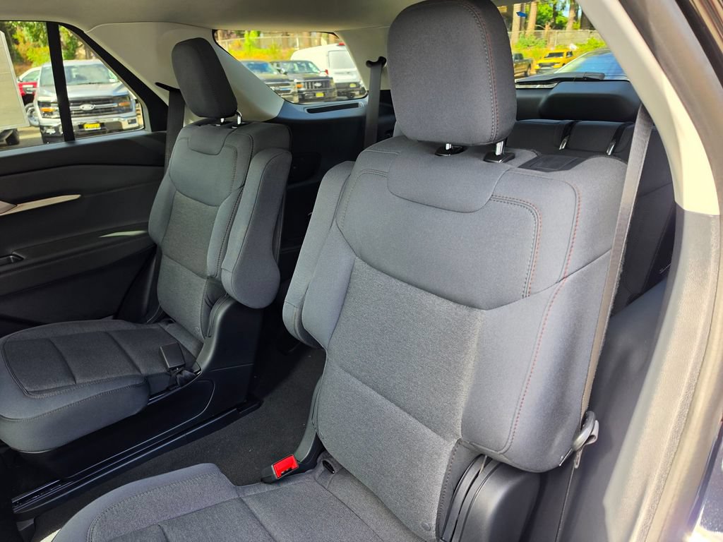 New 2026 Ford Explorer Active AWD/4WD image 18