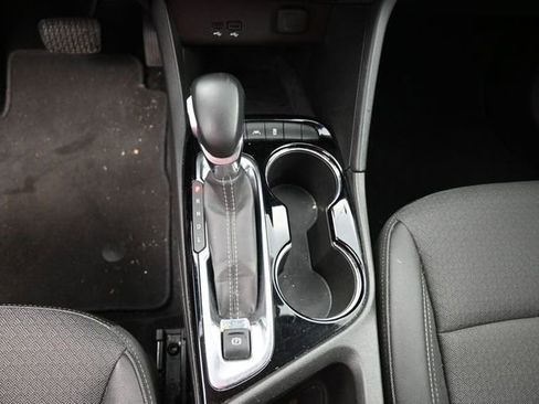 Used 2025 Buick Encore GX Preferred AWD/4WD image 26