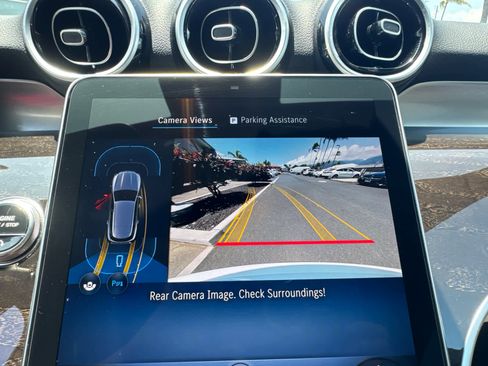 Used 2026 Mercedes-Benz GLC 300 4MATIC image 23