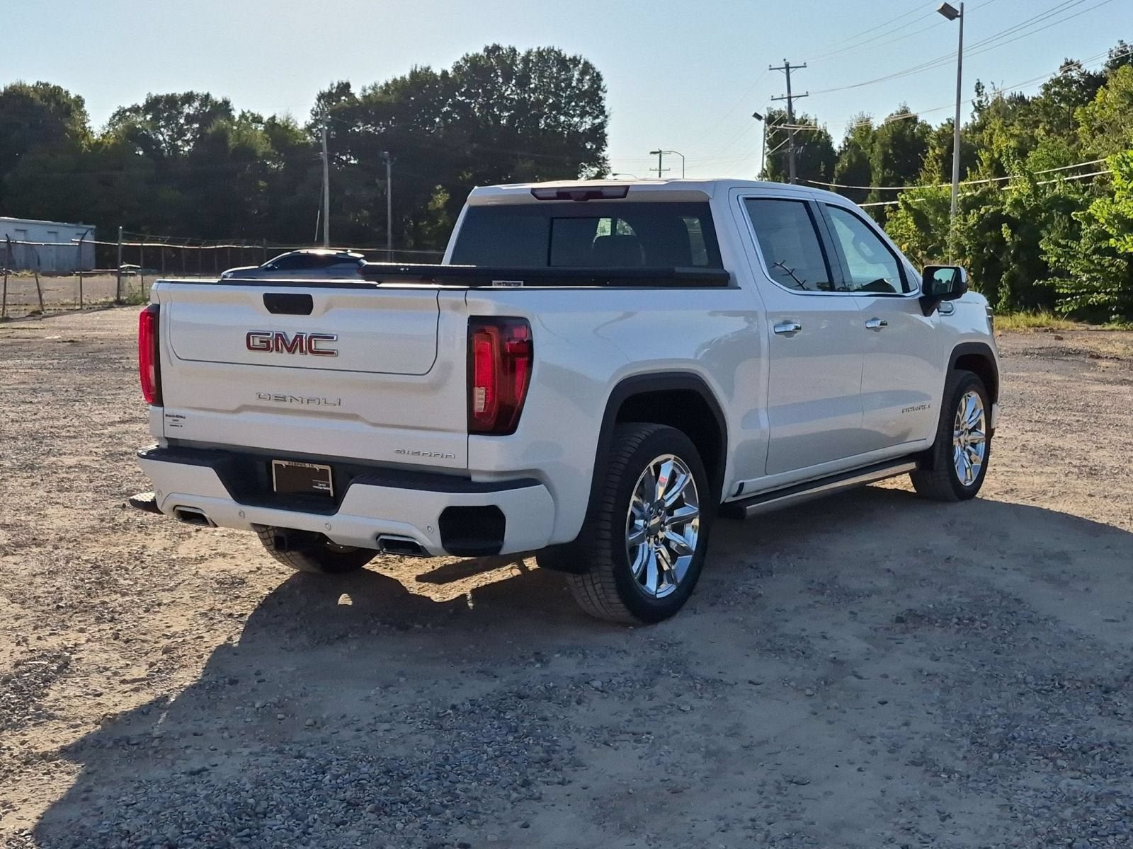 Used 2023 GMC Sierra 1500 Denali AWD/4WD image 6