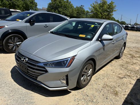 Used 2020 Hyundai Elantra Value Edition image 3