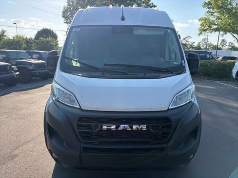 Used 2025 RAM ProMaster 2500 w/ Convenience Group FWD image 8
