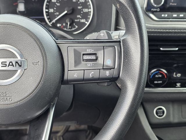 Used 2021 Nissan Rogue SV AWD/4WD image 26