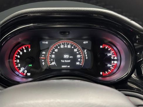 Certified 2025 Dodge Durango R/T image 18