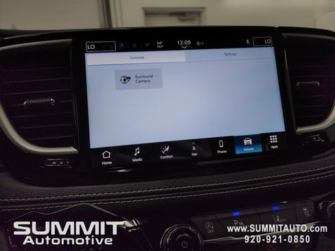 New 2026 Chrysler Pacifica Select image 56