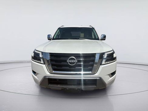 Used 2023 Nissan Armada Platinum w/ Captain's Chairs Package RWD image 6