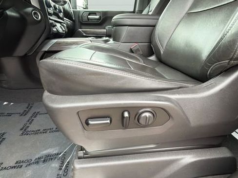 Used 2020 Chevrolet Silverado 2500 LTZ w/ LTZ Plus Package image 16