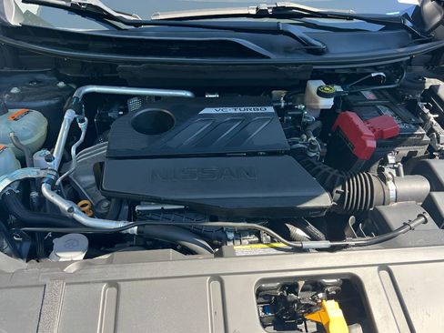 Used 2023 Nissan Rogue SV FWD image 10