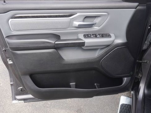 Used 2021 RAM 1500 Big Horn AWD/4WD image 12