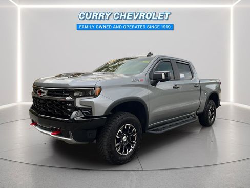Used 2024 Chevrolet Silverado 1500 ZR2 AWD/4WD image 7