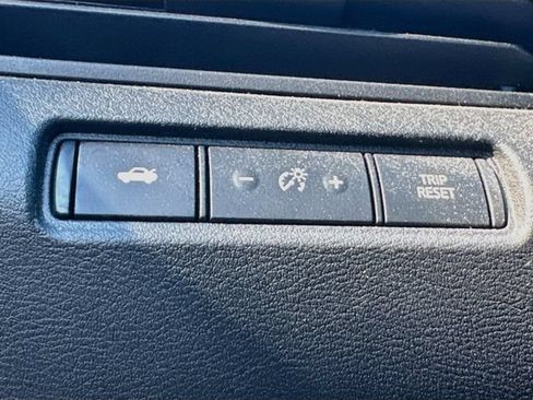 Used 2023 Nissan Altima 2.5 SV FWD image 11