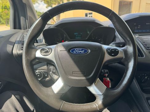 Used 2018 Ford Transit Connect XL FWD image 7