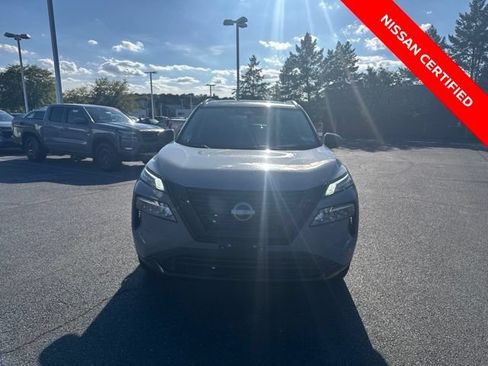 Certified 2023 Nissan Rogue SV w/ SV Premium B Package AWD/4WD image 3