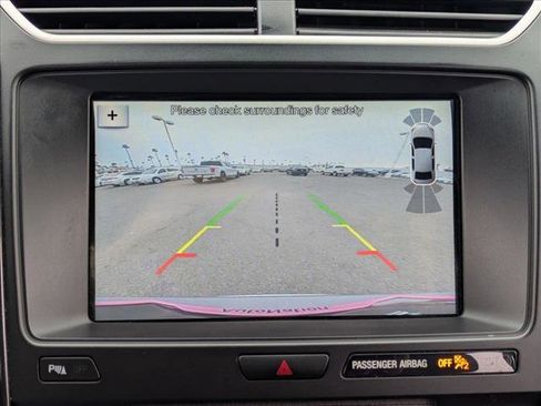 Used 2017 Ford Explorer XLT w/ Equipment Group 202A image 14