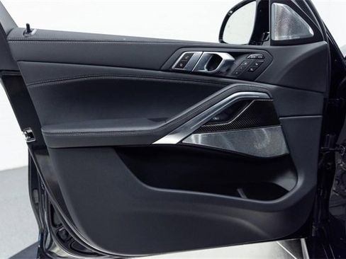 New 2026 BMW X6 M60i image 15