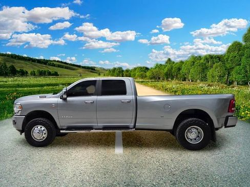 Certified 2024 RAM 3500 Laramie AWD/4WD image 3
