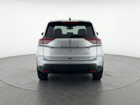 Used 2025 Nissan Rogue SV FWD image 7