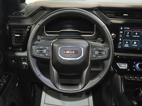 Used 2025 GMC Sierra 1500 AT4 w/ AT4 Premium Package AWD/4WD image 36