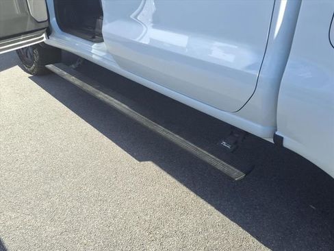 Used 2024 GMC Sierra 1500 AT4X image 20