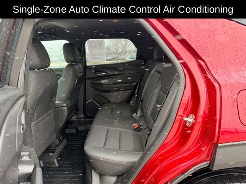 Used 2021 Chevrolet TrailBlazer RS w/ Convenience Package image 9