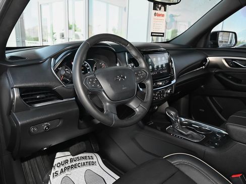Used 2023 Chevrolet Traverse Premier w/ Redline Edition FWD image 18