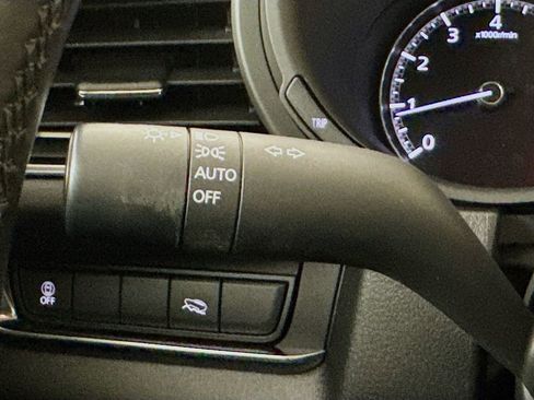 Used 2023 MAZDA CX-30 AWD 2.5 S w/ Preferred Package image 12