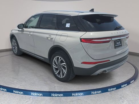 Used 2023 Lincoln Corsair FWD image 10