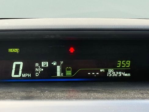 Used 2013 Toyota Prius V Two image 22