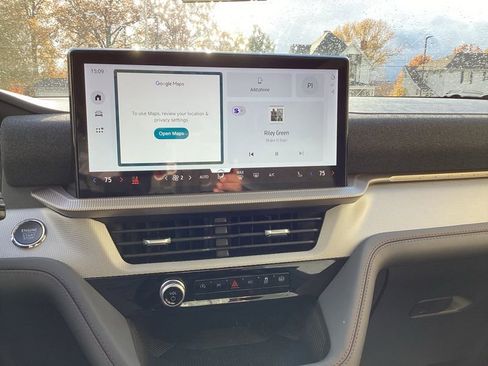 New 2026 Ford Explorer Active w/ Active Comfort Package image 27