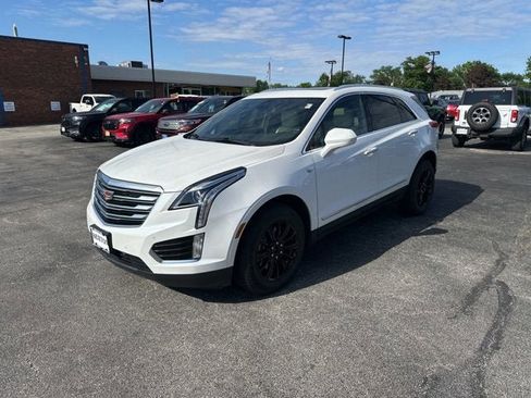 Used 2018 Cadillac XT5 Luxury AWD/4WD image 1