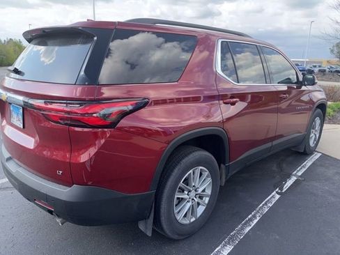 Used 2022 Chevrolet Traverse LT AWD/4WD image 3