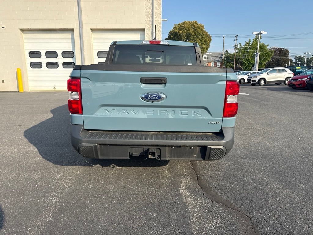Used 2022 Ford Maverick XLT w/ Equipment Group 300A Standard AWD/4WD image 3