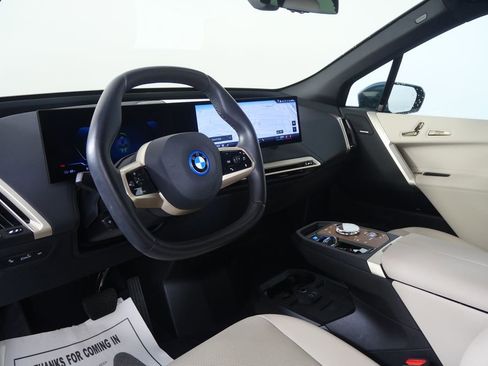 Used 2024 BMW iX xDrive50 w/ Premium Package image 13