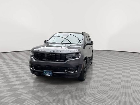 Used 2024 Jeep Wagoneer Series II AWD/4WD image 36