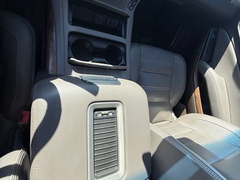 Used 2019 GMC Yukon Denali w/ Open Road Package AWD/4WD image 15