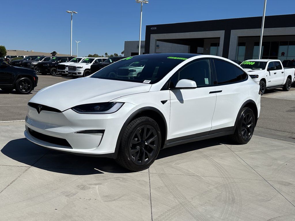Used 2024 Tesla Model X AWD/4WD image 2