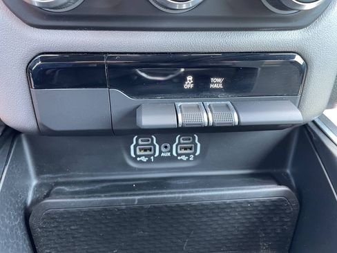 Used 2023 RAM 1500 Big Horn AWD/4WD image 26