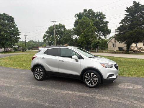 Used 2022 Buick Encore Preferred w/ Safety Package FWD image 25